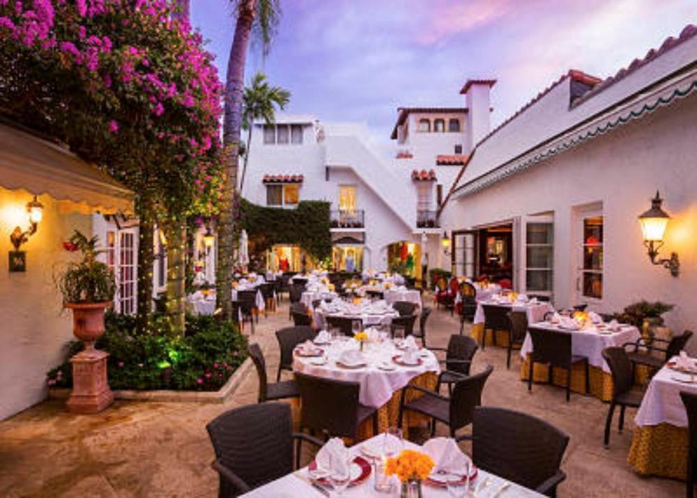 Hemingway Suites At Palm Beach Hotel Island Exterior photo